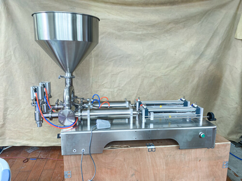 double headsemiautomatic paste liquid filling machine with enlarged rotary valve